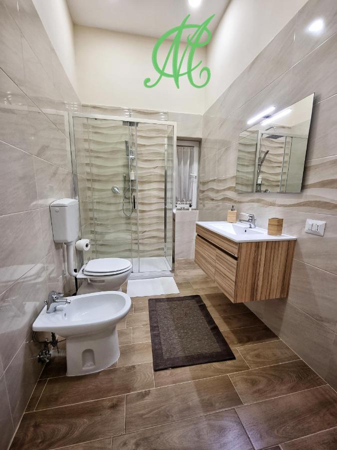 נאפולי Mc Apartments מראה חיצוני תמונה