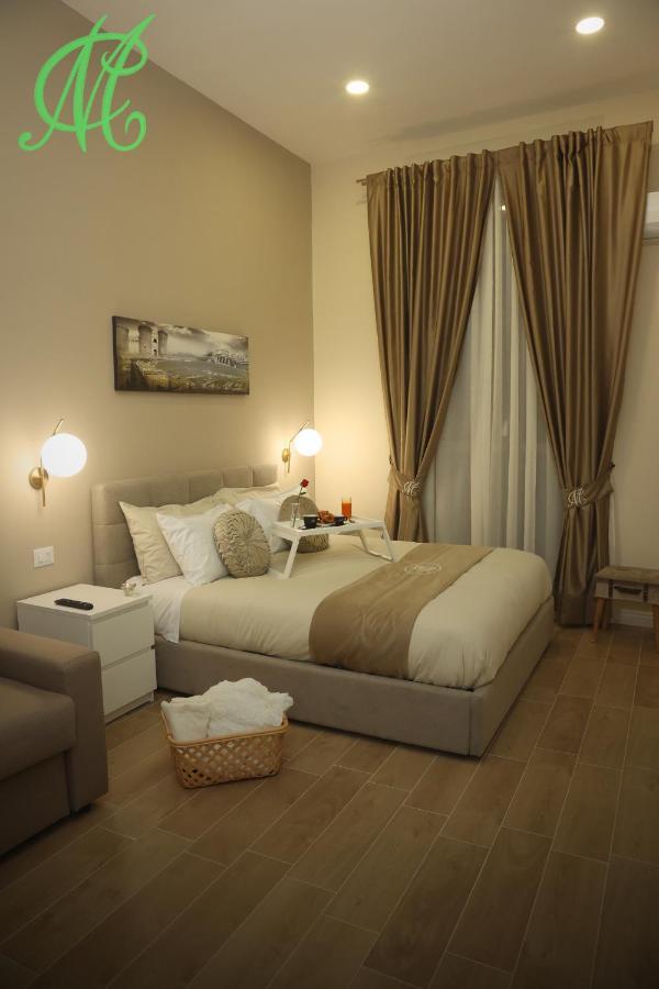נאפולי Mc Apartments מראה חיצוני תמונה