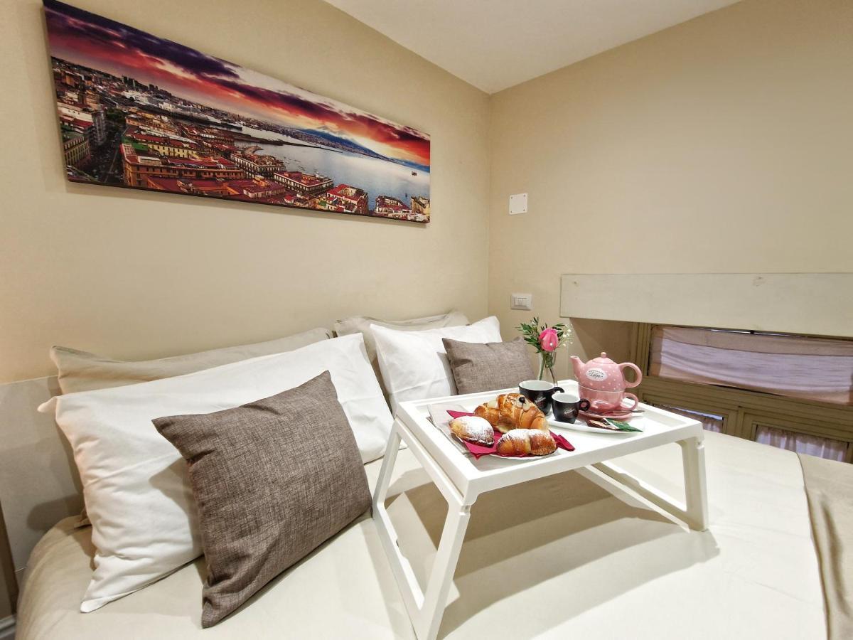 נאפולי Mc Apartments מראה חיצוני תמונה