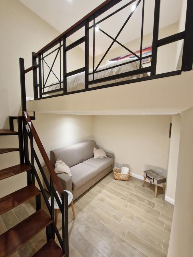 נאפולי Mc Apartments מראה חיצוני תמונה