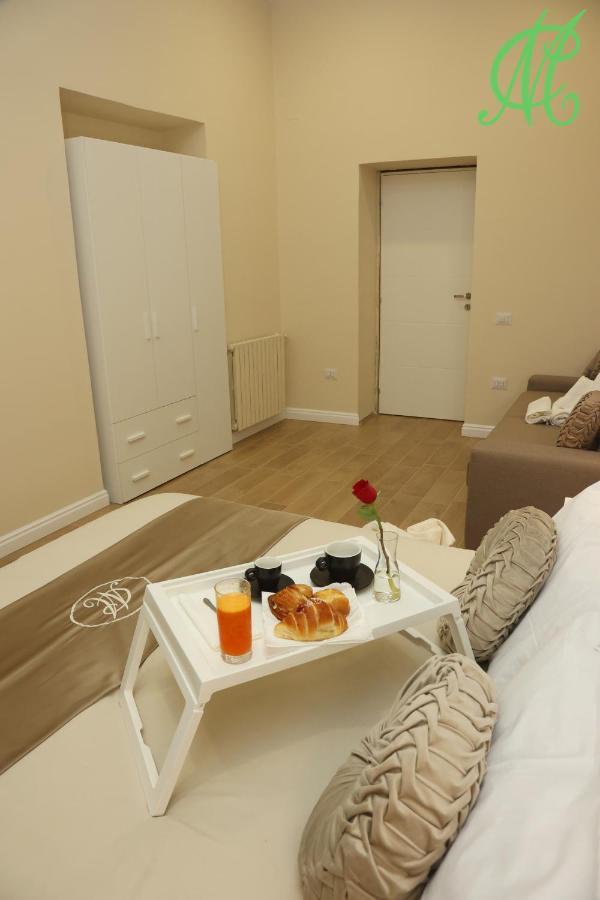 נאפולי Mc Apartments מראה חיצוני תמונה