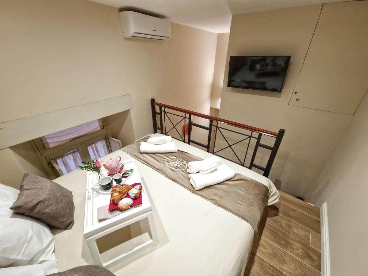 נאפולי Mc Apartments מראה חיצוני תמונה